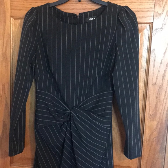 Dress - Picture 2 of 4